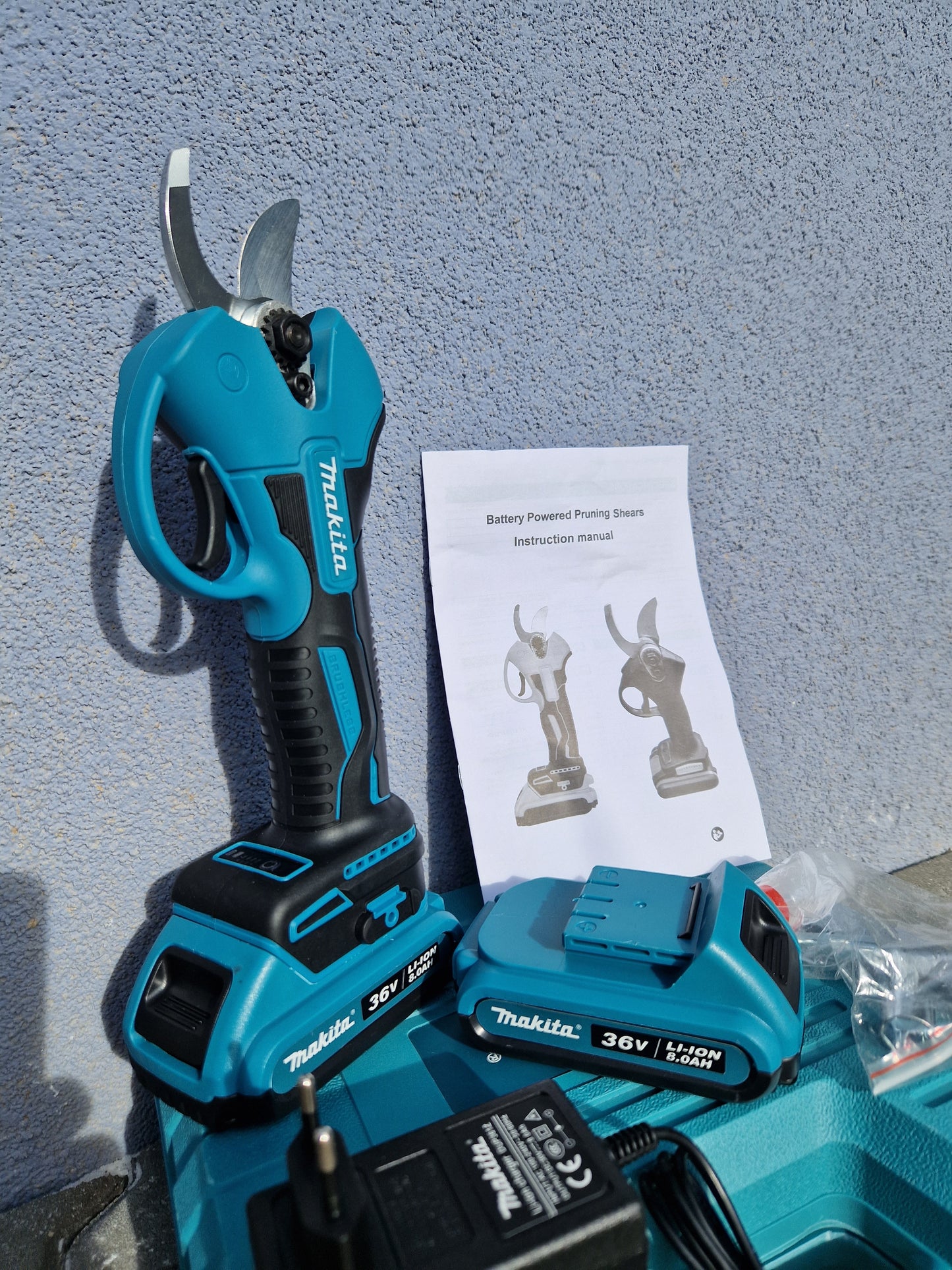 Акумулаторна Ножица Makita 36v 8Ah