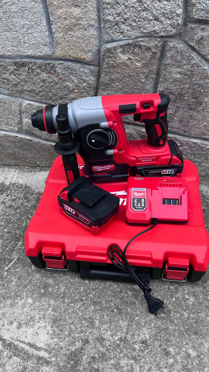 Акумулаторен перфоратор MILWAUKEE M18 BH 5Ah