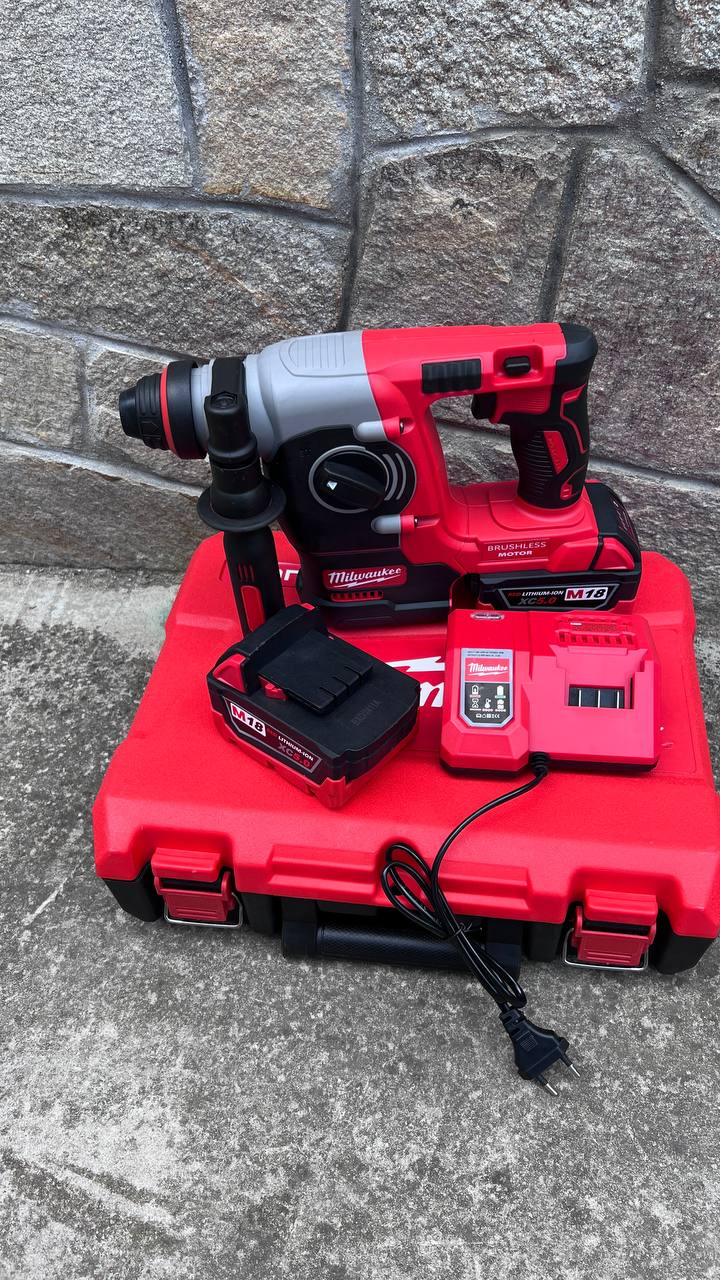 Акумулаторен перфоратор MILWAUKEE M18 BH 5Ah